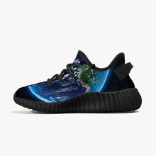 Load image into Gallery viewer, GLOBE Kids' Mesh Knit Sneakers - Black